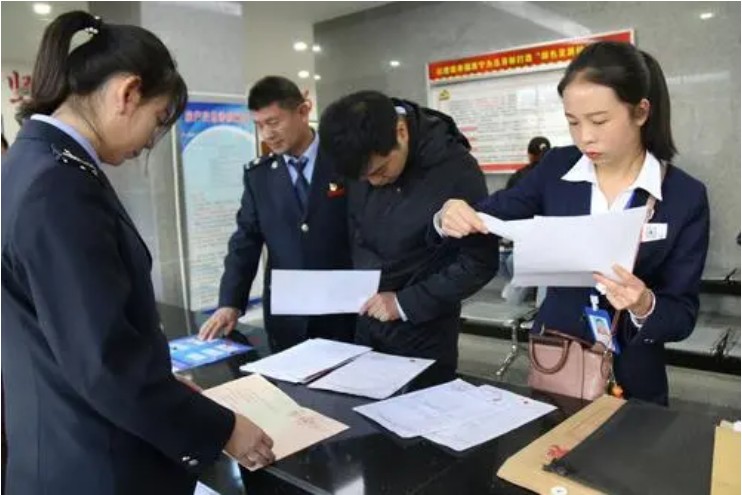 探探深圳秦凱：男方提出離婚外遇，女方怎樣維權(quán)？